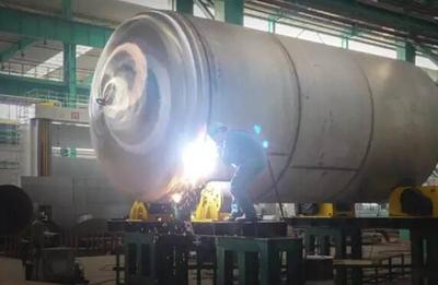 大明重工顺利完成不锈钢罐体加工——助力船用配套设备制造升级